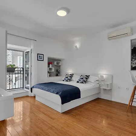 Luxury Center Makarská