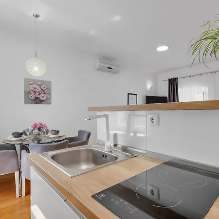 Luxury Center Apartmán *