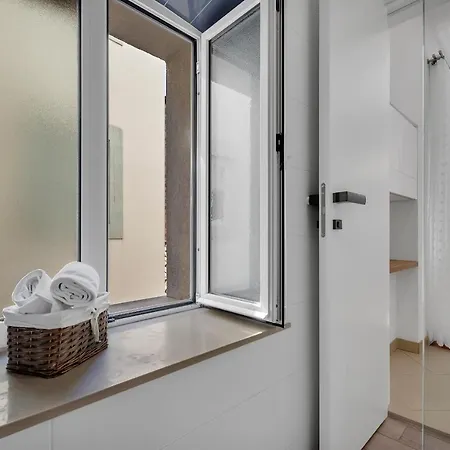 Luxury Center Makarska