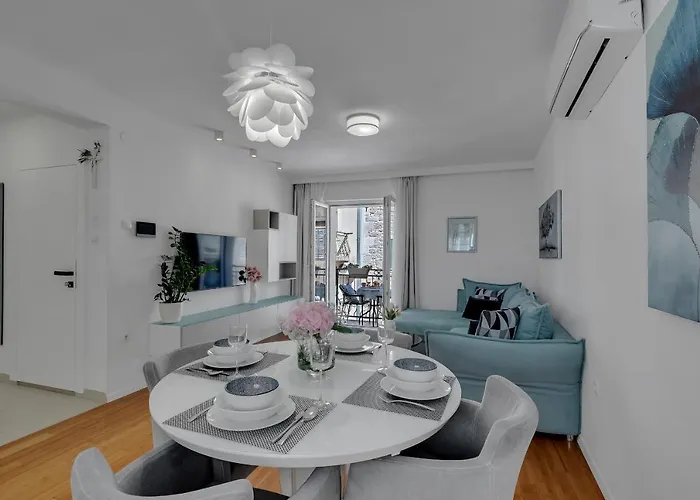 Luxury Center Apartmán *