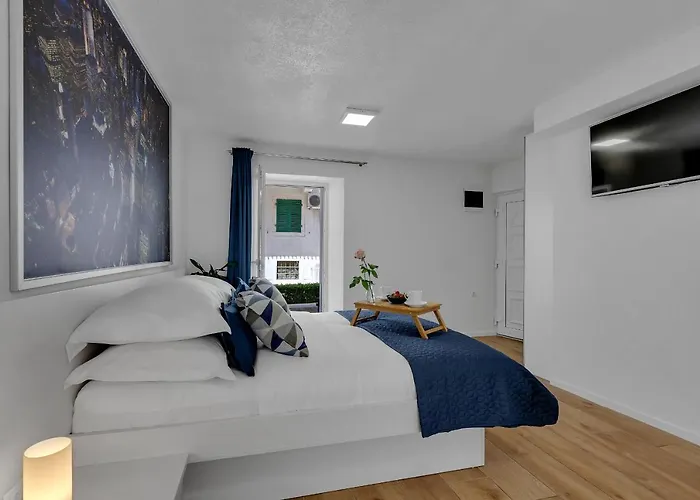 Luxury Center Makarska