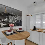 Luxury Center Apartment *
